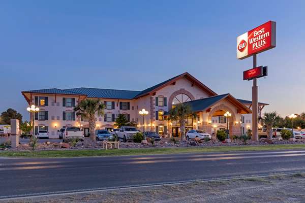 Exterior view - Best Western Plus Swiss Chalet Hotel Pecos - I-20, Exit 40