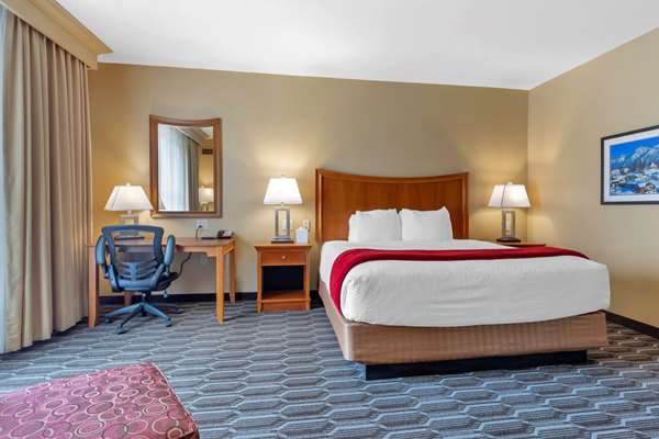 Suite - Best Western Plus Swiss Chalet Hotel Pecos - I-20, Exit 40