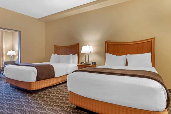 Suite - Best Western Plus Swiss Chalet Hotel Pecos - I-20, Exit 40