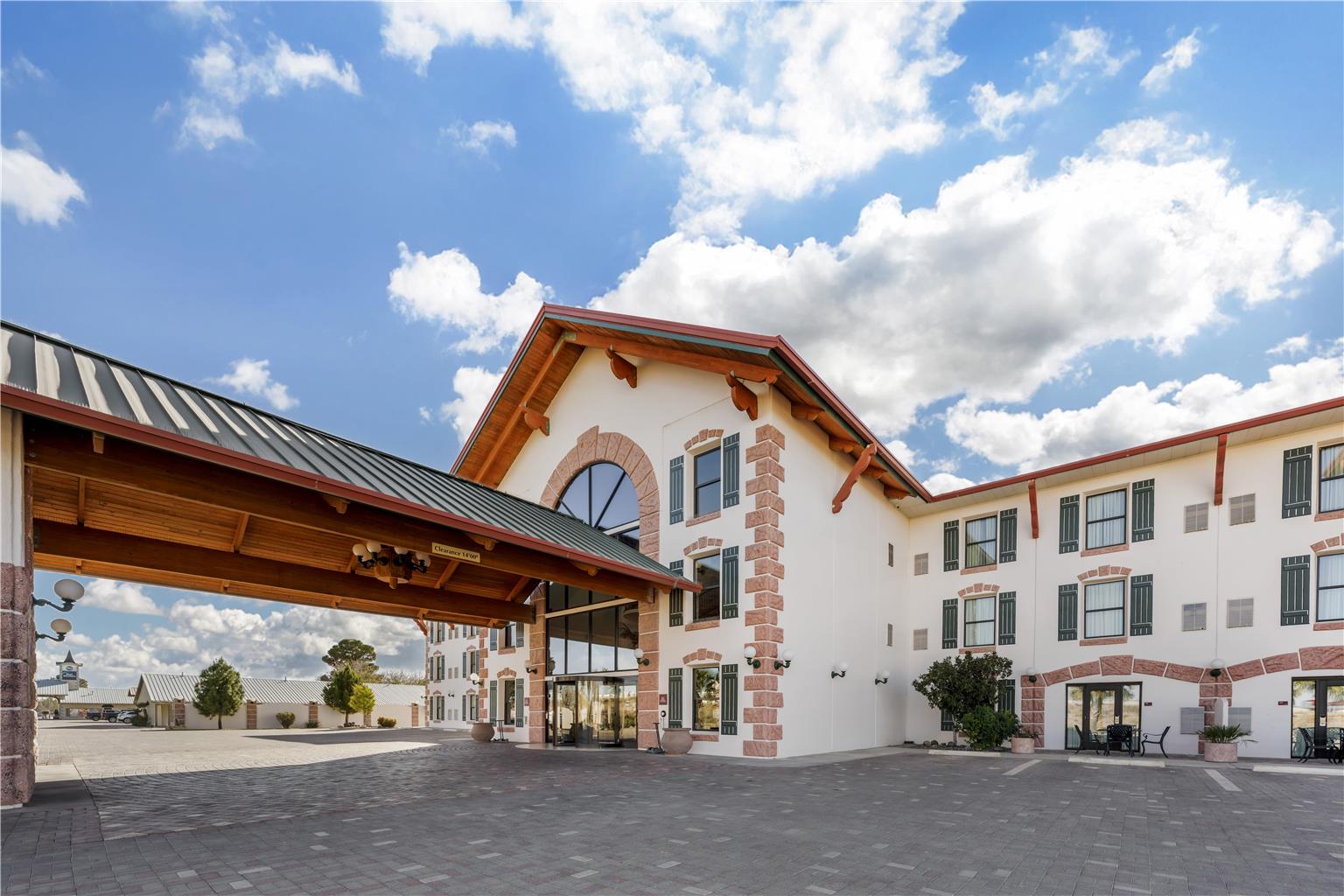 Best Western Plus Swiss Chalet Htl Stes