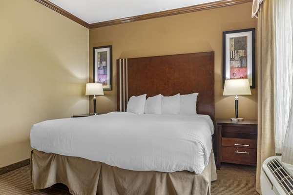 Suite - Best Western Plus Texoma Inn & Suites Denison