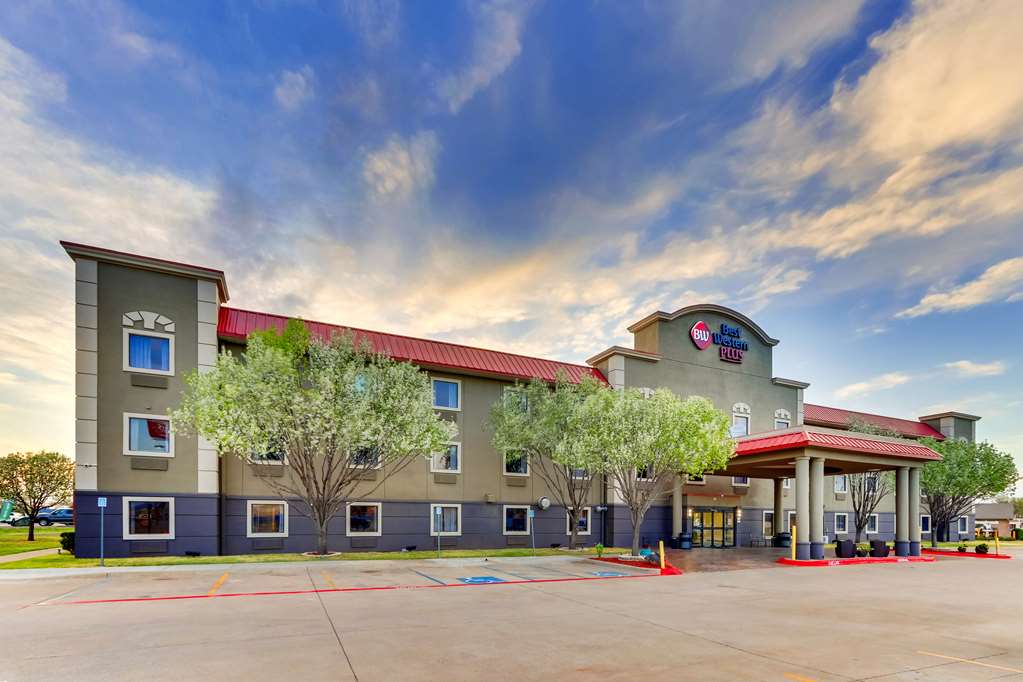 Best Western Plus University Inn/Suites