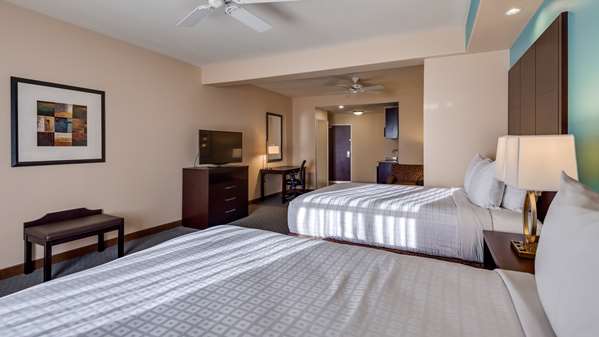  - Best Western Plus Midland Suites - I-20, Exit 136