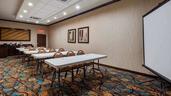  - Best Western Plus Midland Suites - I-20, Exit 136