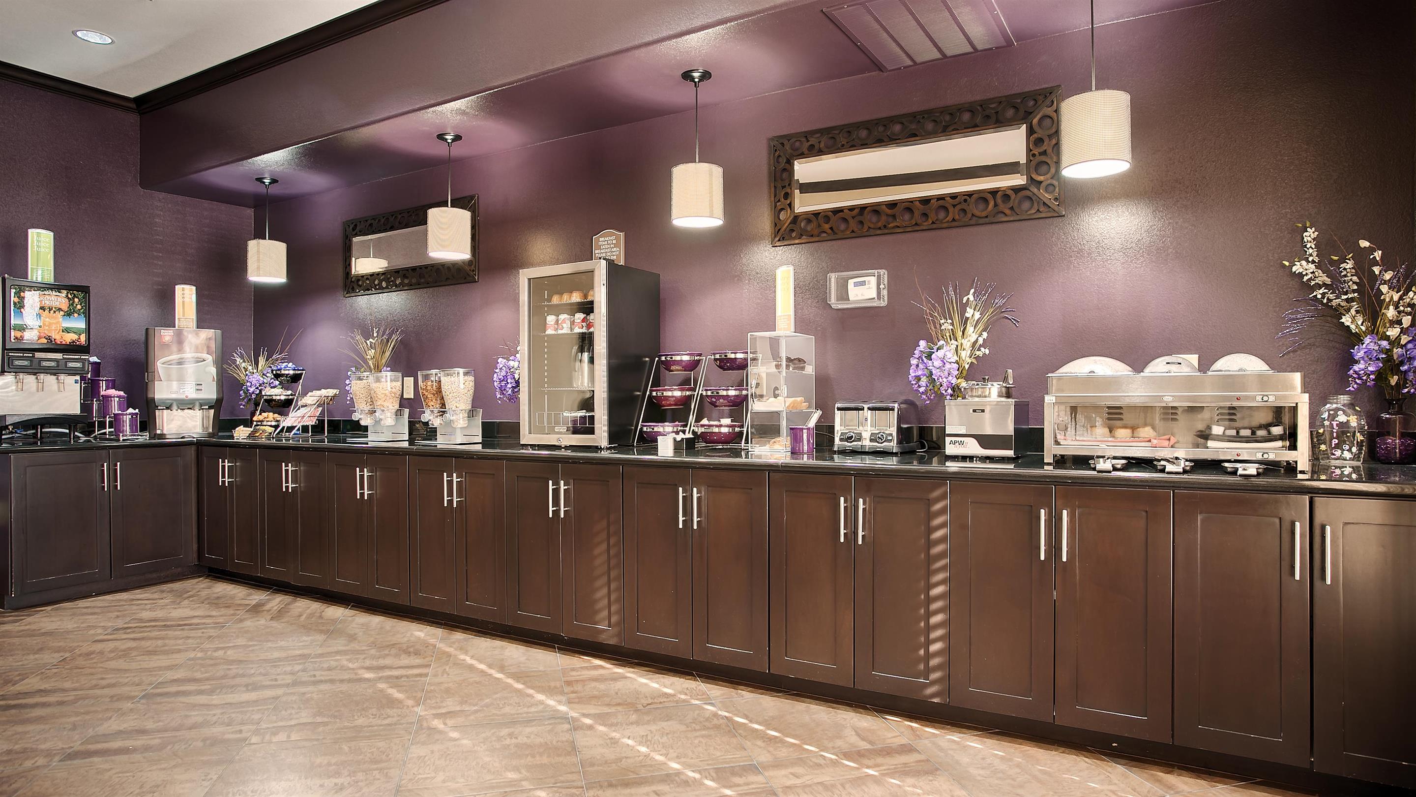 Breakfast Bar
