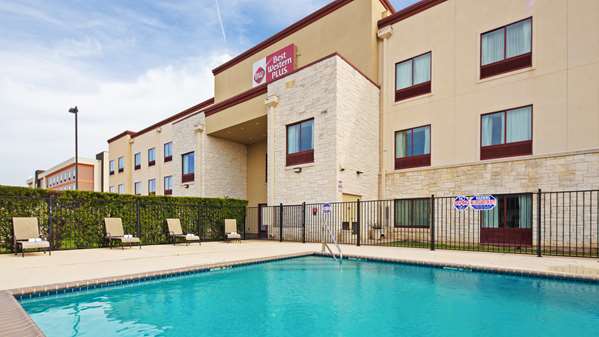 Pool - Best Western Plus Austin Airport Inn & Suites