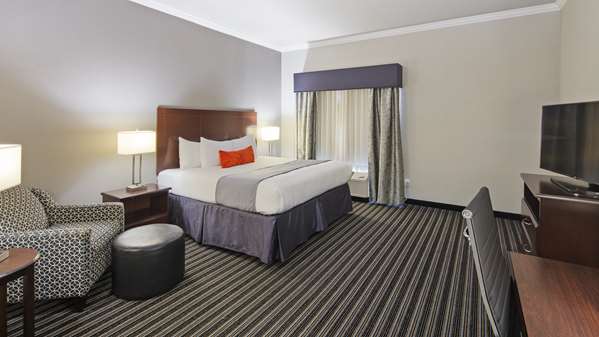  - Best Western Plus Austin Airport Inn & Suites