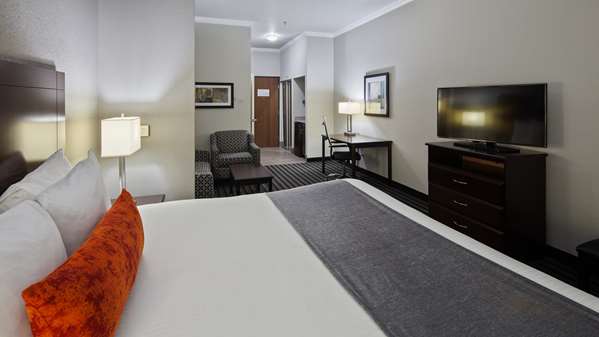 Suite - Best Western Plus Austin Airport Inn & Suites