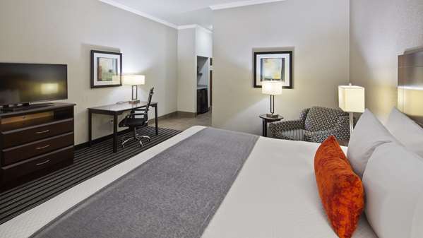  - Best Western Plus Austin Airport Inn & Suites