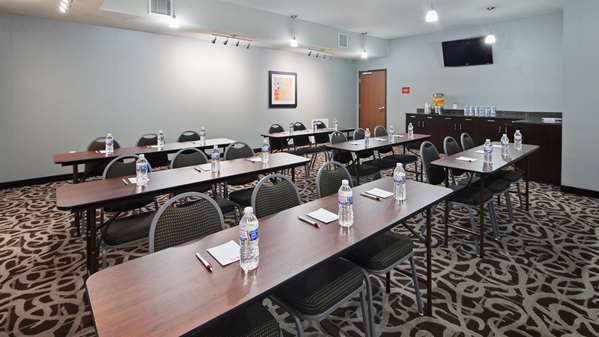  - Best Western Plus Austin Airport Inn & Suites