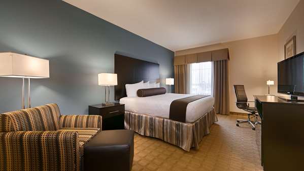  - Best Western Plus Lytle Inn & Suites