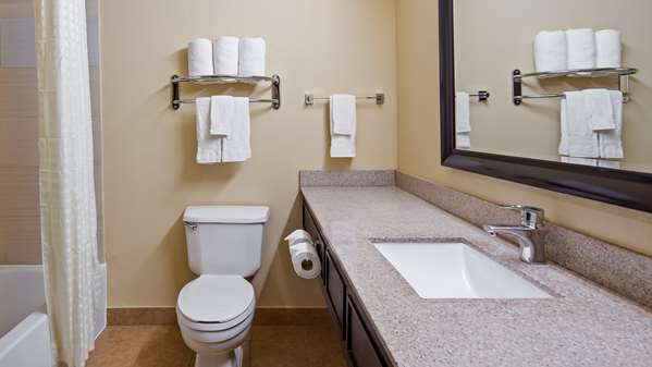  - Best Western Plus Addison Dallas Hotel