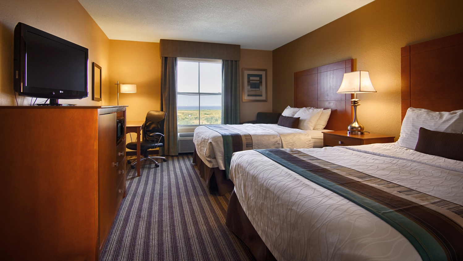 Best Western Plus Seawall Inn & Suites Galveston, TX See Discounts