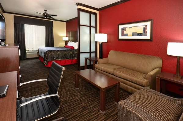  - Best Western Plus Classic Inn & Suites Center