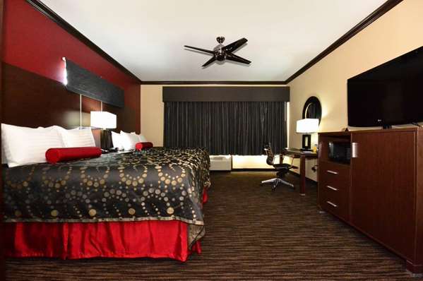  - Best Western Plus Classic Inn & Suites Center