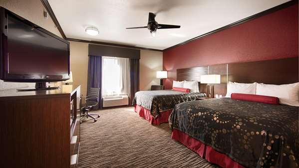  - Best Western Plus Classic Inn & Suites Center
