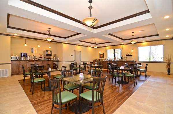 Restaurant - Best Western Plus Emory at Lake Fork Inn & Suites