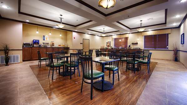 Restaurant - Best Western Plus Emory at Lake Fork Inn & Suites