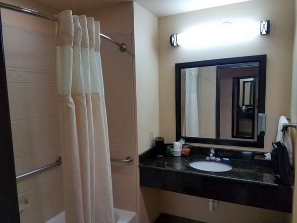  - Best Western Plus Goliad Inn