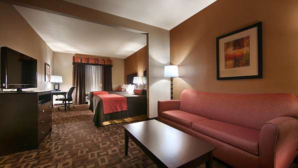  - Best Western Plus Goliad Inn