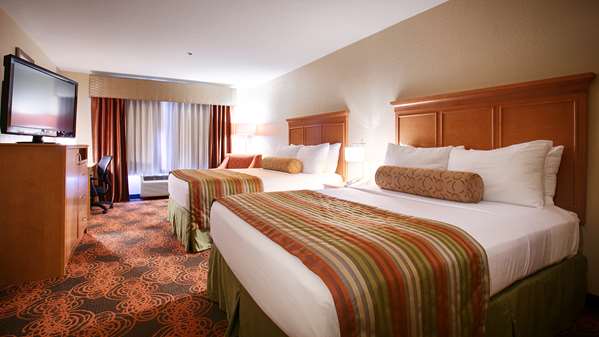  - Best Western Plus Waco North Bellmead - I-35, Exit 338B