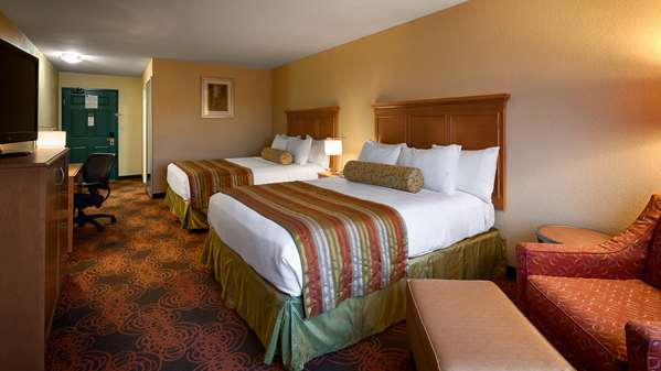  - Best Western Plus Waco North Bellmead - I-35, Exit 338B