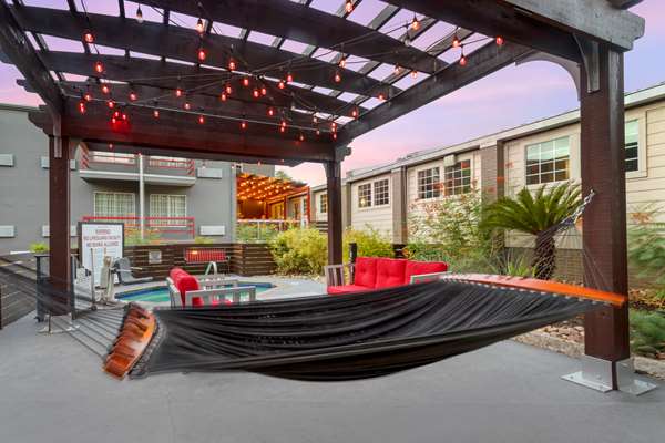 Pool - Aiden by Best Western Austin City Hotel - I-35, Exit 232A