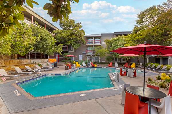 Pool - Aiden by Best Western Austin City Hotel - I-35, Exit 232A