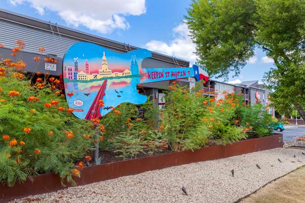 Exterior view - Aiden by Best Western Austin City Hotel - I-35, Exit 232A