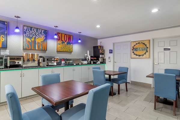 Amenities - Best Western Plus Orange County Vidor Inn - I-10, Exit 860 & 861