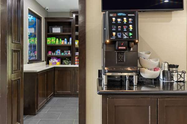  - Best Western Plus Pleasanton Inn