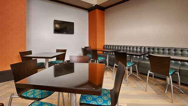 Restaurant - Best Western Premier Ashton Suites Houston