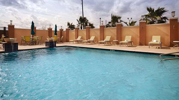 Pool - Best Western Premier Ashton Suites Houston