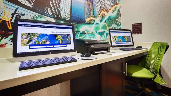 Conference Area - Best Western Premier Ashton Suites Houston