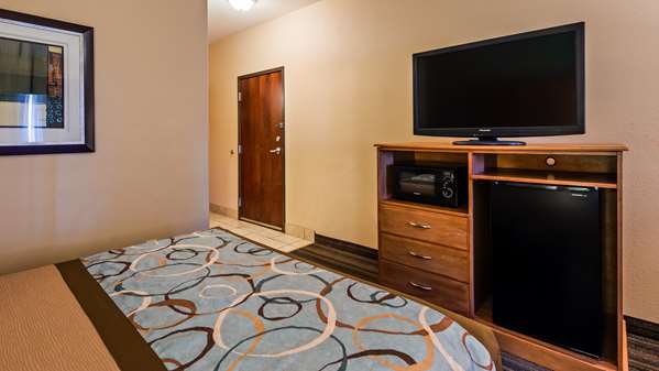  - Best Western Plus Seminole Hotel & Suites