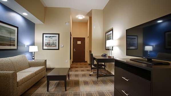  - Best Western Plus Forest Hill Hotel - I-20, Exit 440B