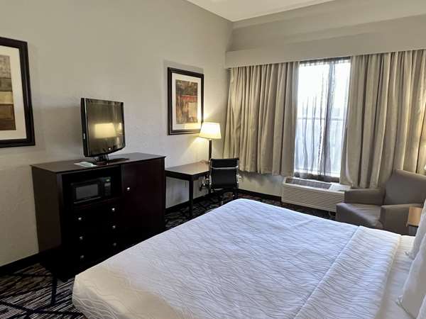  - Best Western Plus Hobby Airport Inn & Suites Houston - I-45, Exit 36