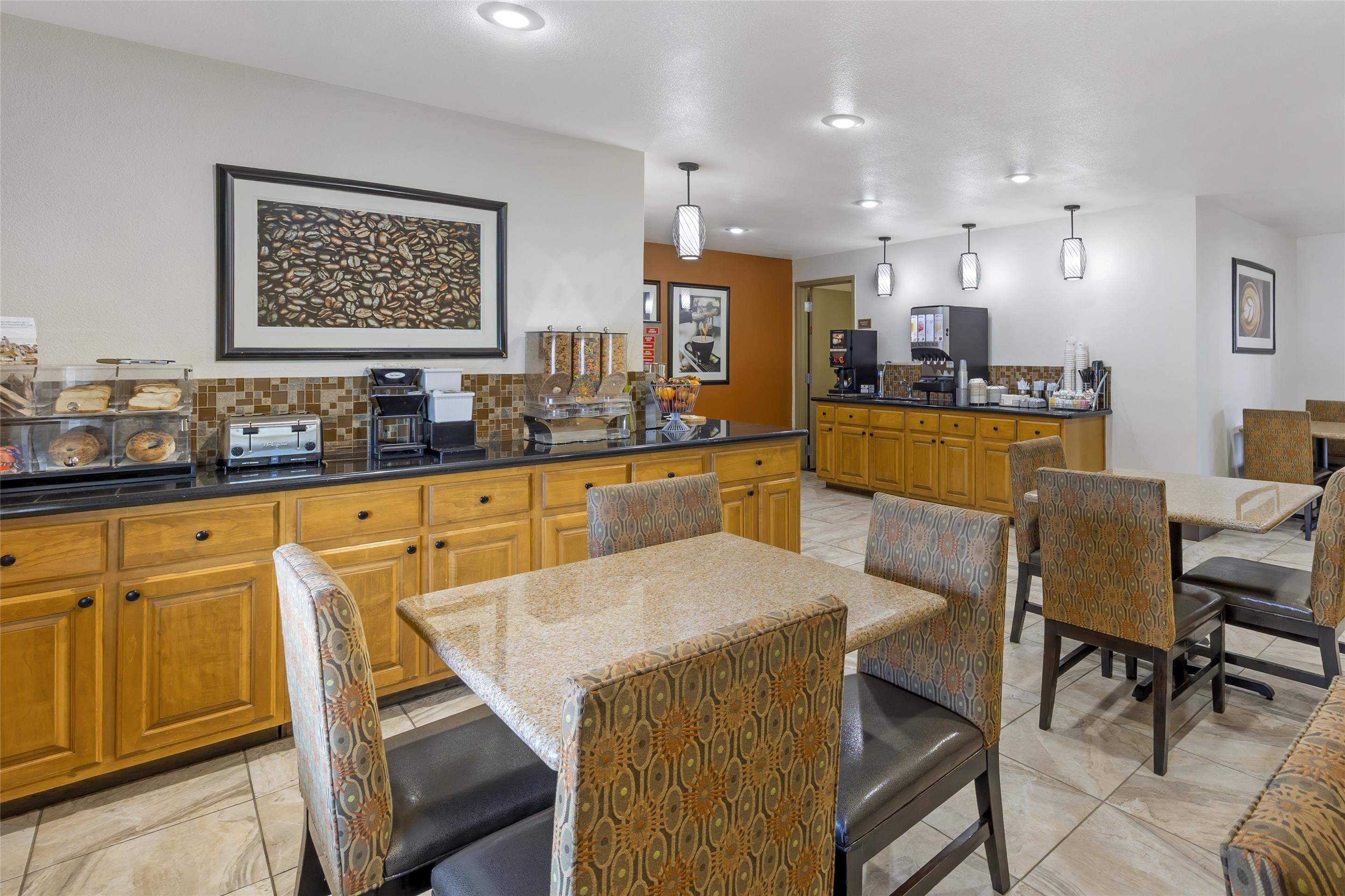 Breakfast Area | Best Western East El Paso Inn