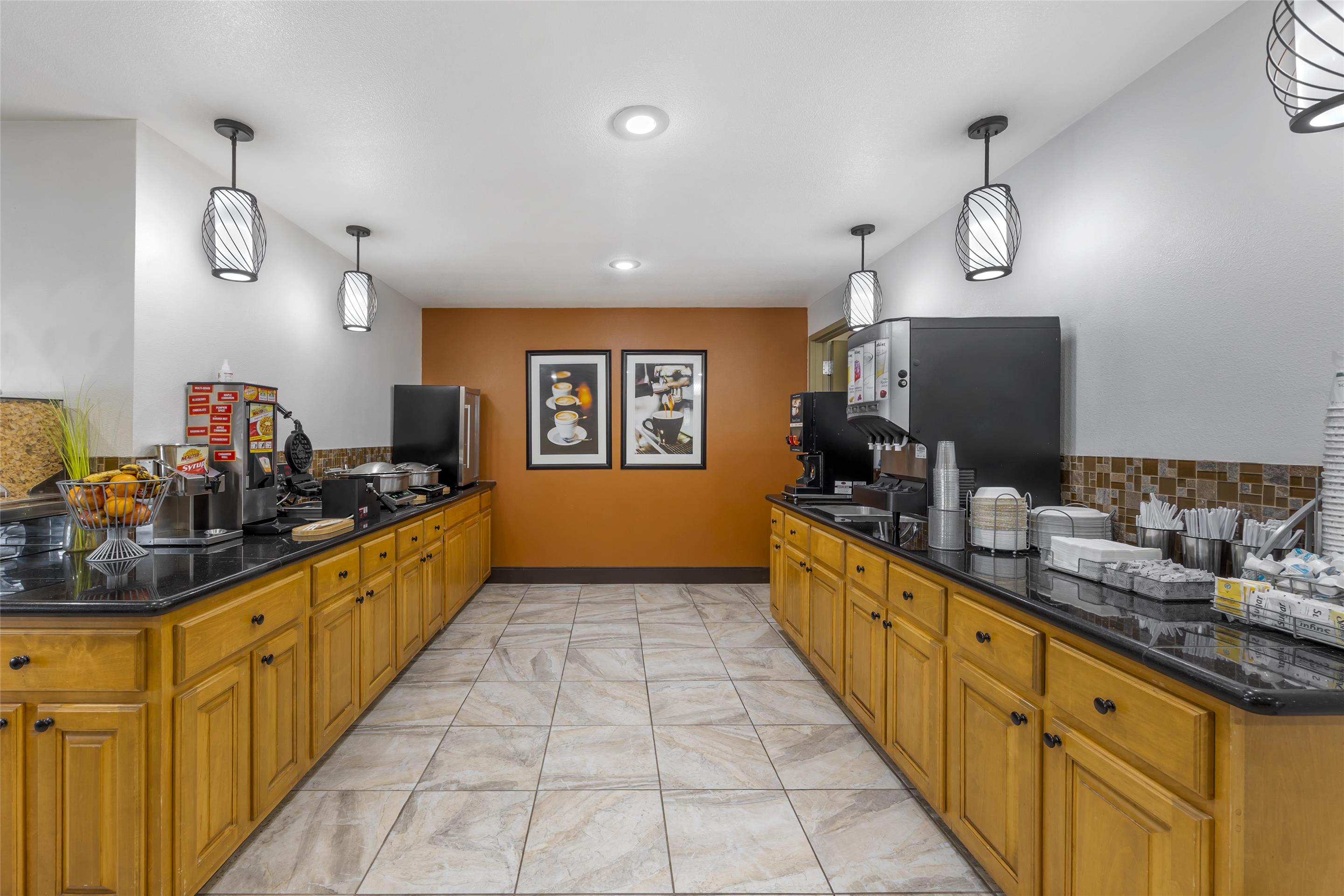 Breakfast Area | Best Western East El Paso Inn