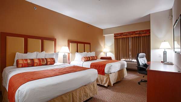  - Best Western Plus Waxahachie Inn & Suites