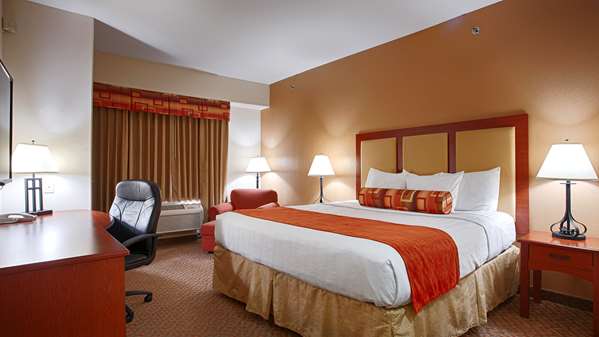  - Best Western Plus Waxahachie Inn & Suites