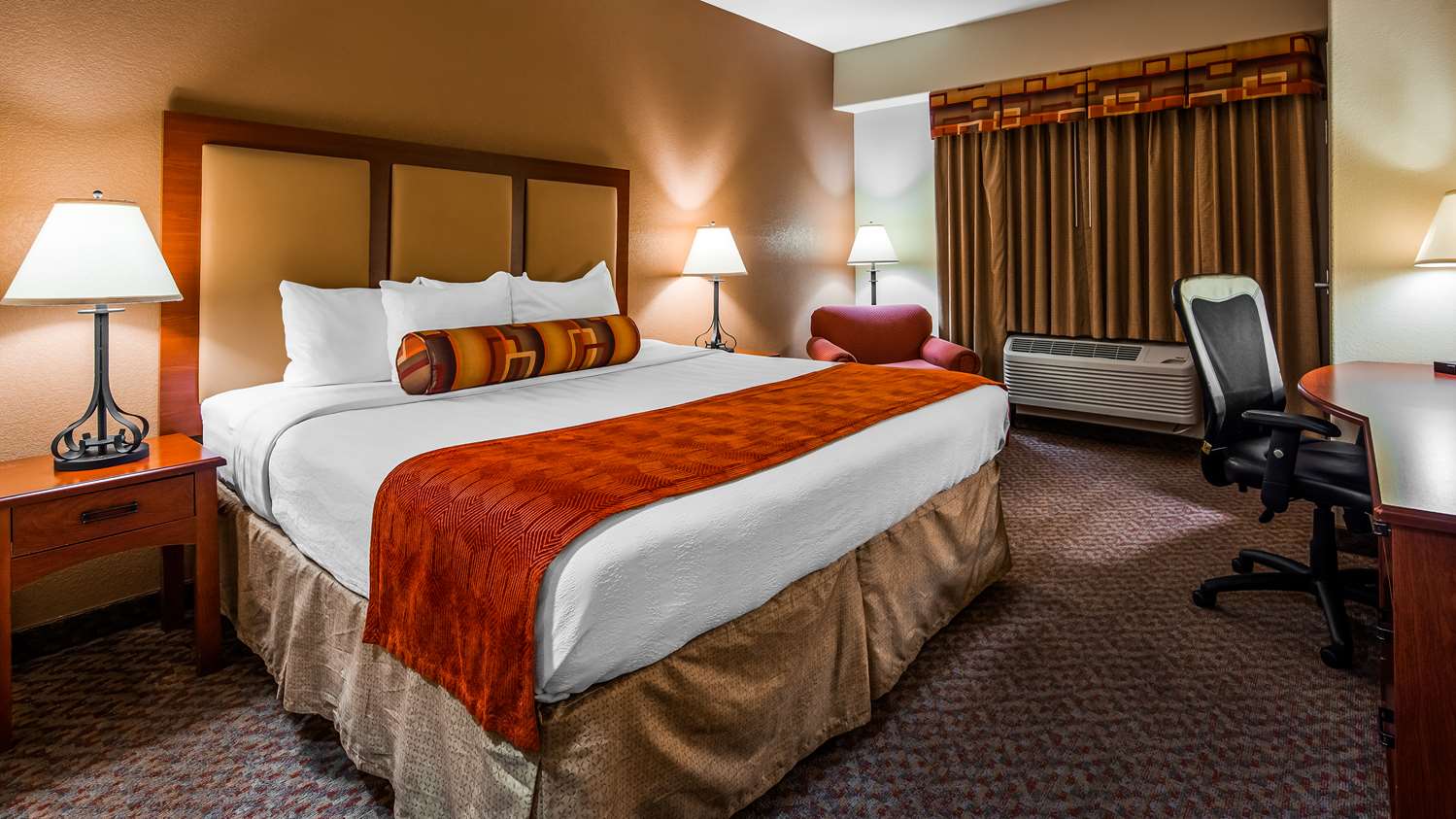 Best Western Plus Waxahachie Inn & Suites, TX See Discounts