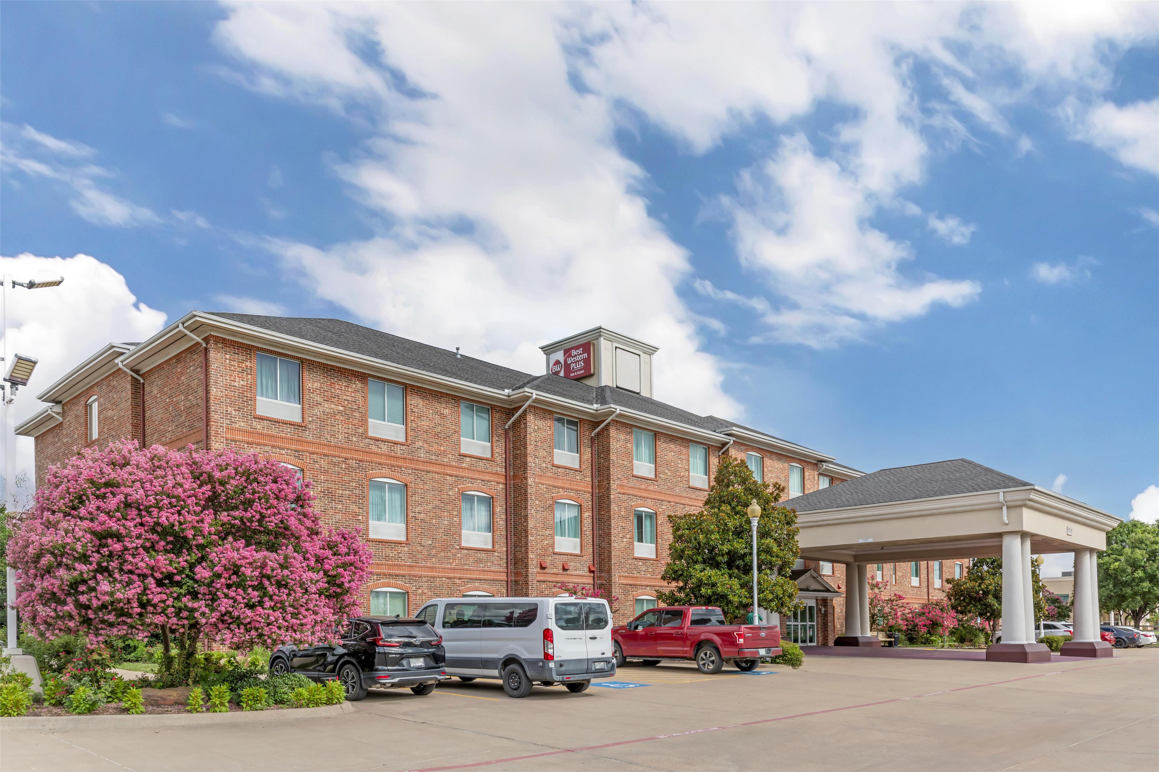 Best Western Plus Waxahachie Inn Suites
