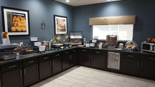 Restaurant - Best Western Plus Lake Jackson Inn & Suites