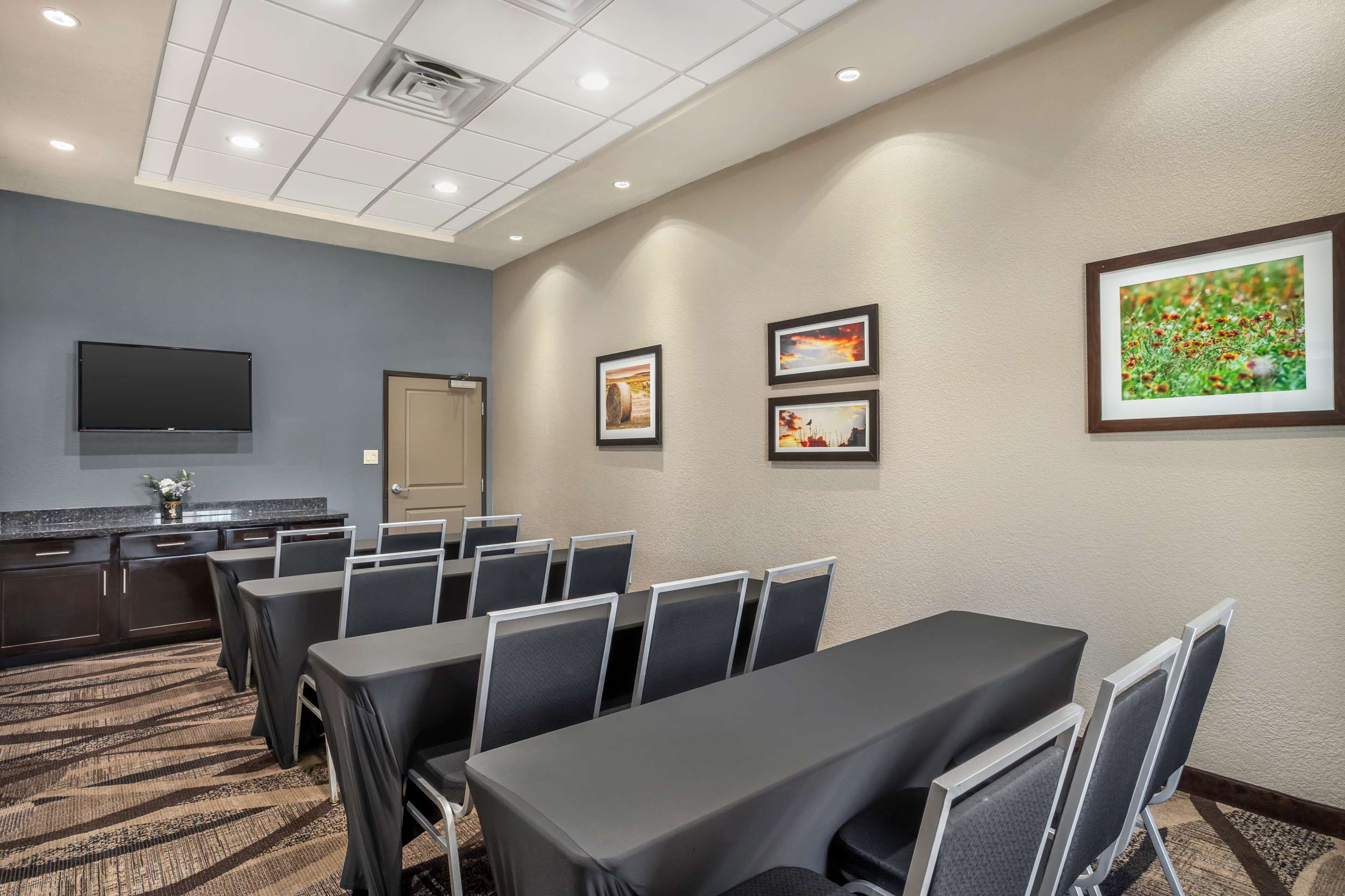 Meeting Room | Best Western Plus Lake Jackson Inn & Suites