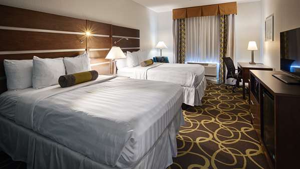  - Best Western Plus College Station Inn & Suites