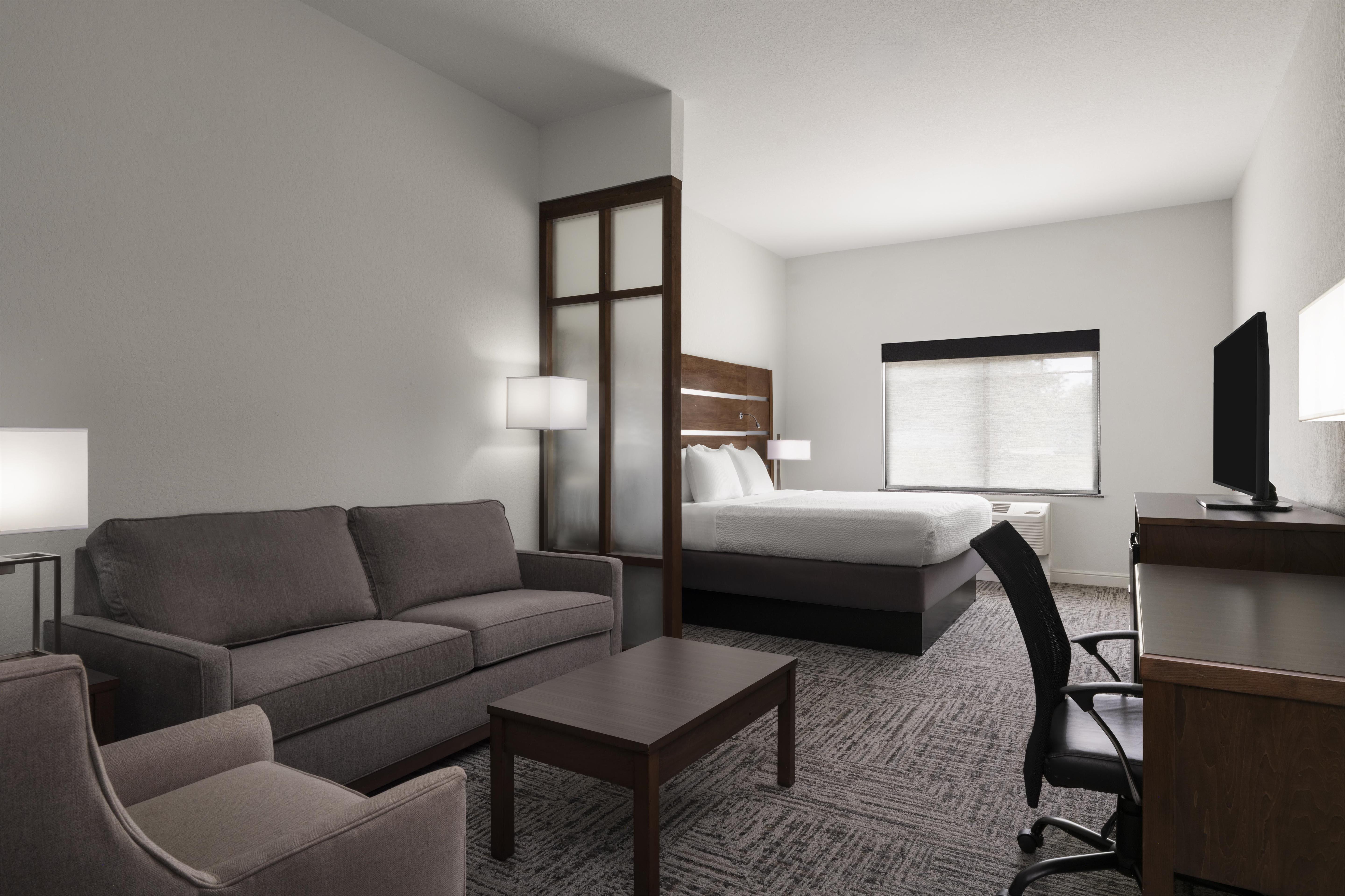 Best Western Plus College Station Inn & Suites