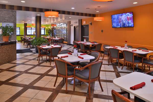 Amenities - Best Western Plus Airport Hotel & Conference Center - I-10, Exit 25