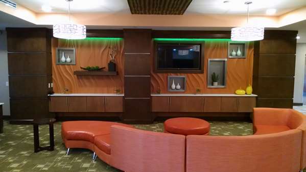  - Best Western Plus Flatonia Inn - I-10, Exit 661