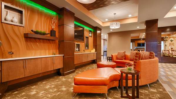  - Best Western Plus Flatonia Inn - I-10, Exit 661